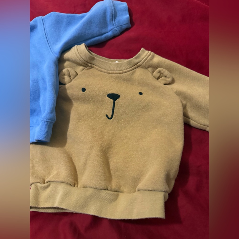 GAP Sweatshirts